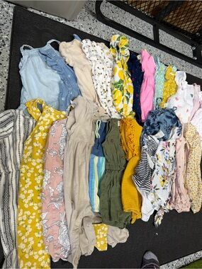 24 piece bundle 3-6 month outfits